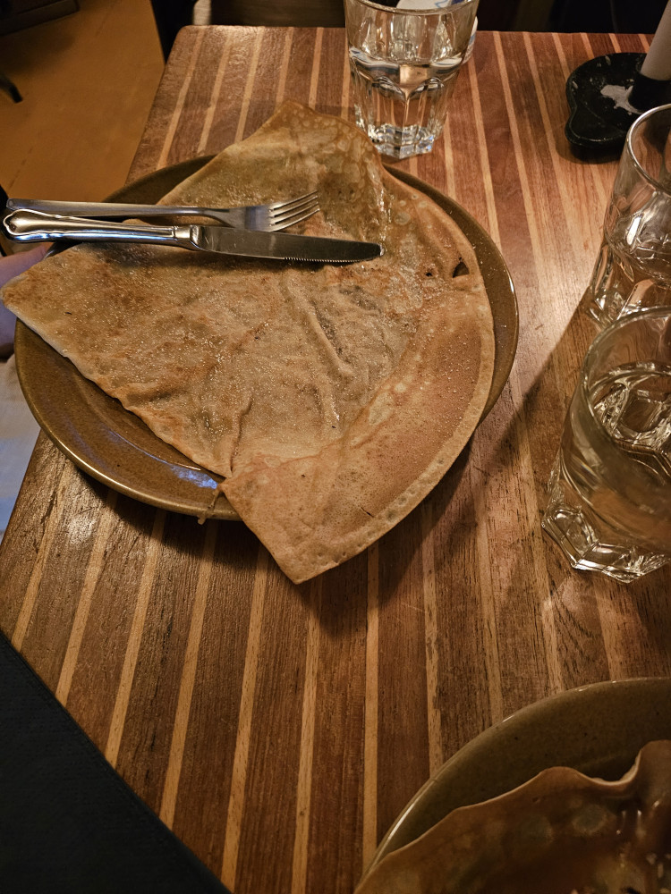 17ebb0f1-c5be-4a0d-9c90-c71274c0c0aa.jpg
